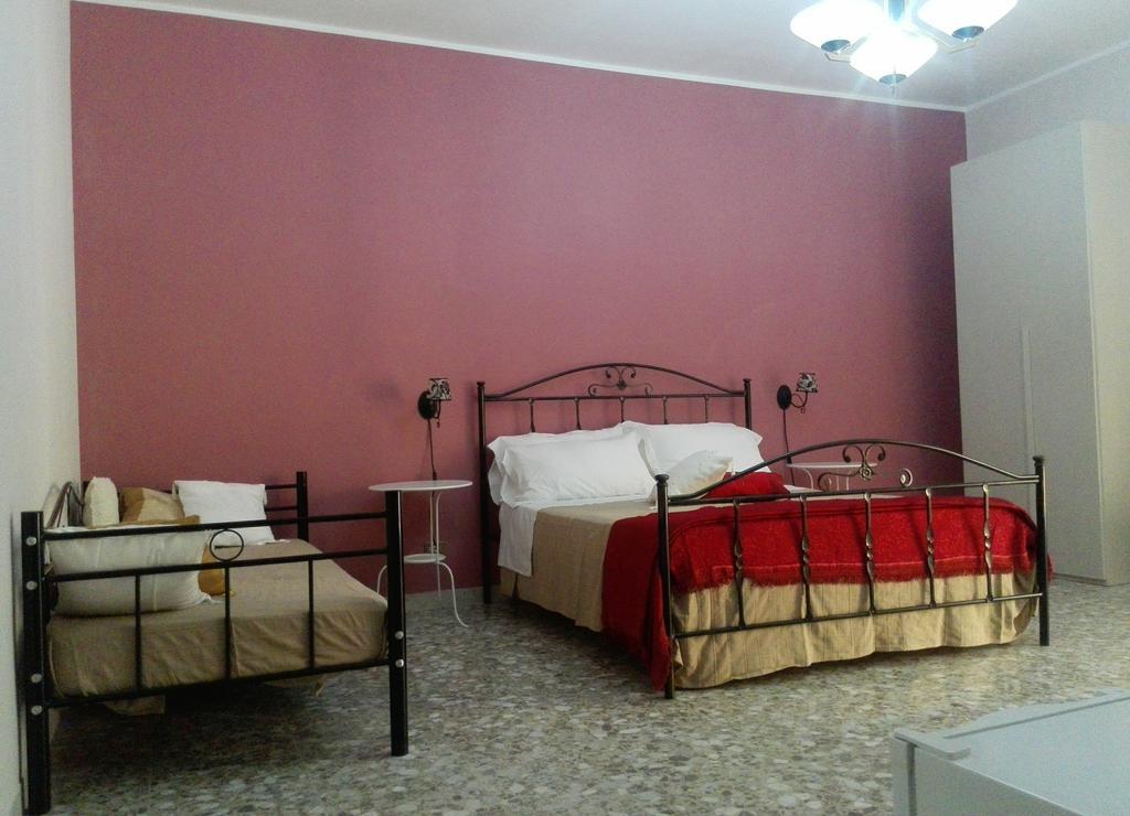 La Fonte Bed and Breakfast Συρακούσες Δωμάτιο φωτογραφία